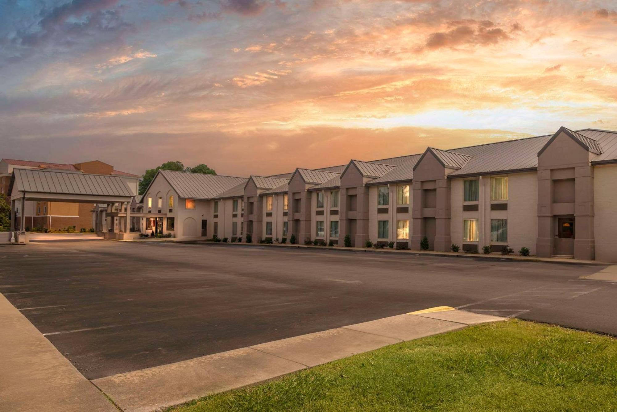 Comfort Inn Petersburg - Fort Lee Eksteriør bilde